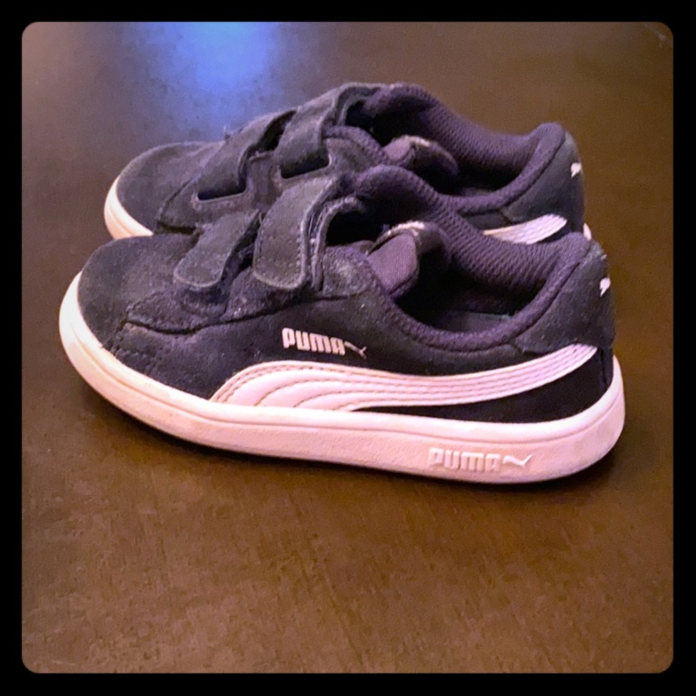 Puma Navy Toddler Sneaker size 8